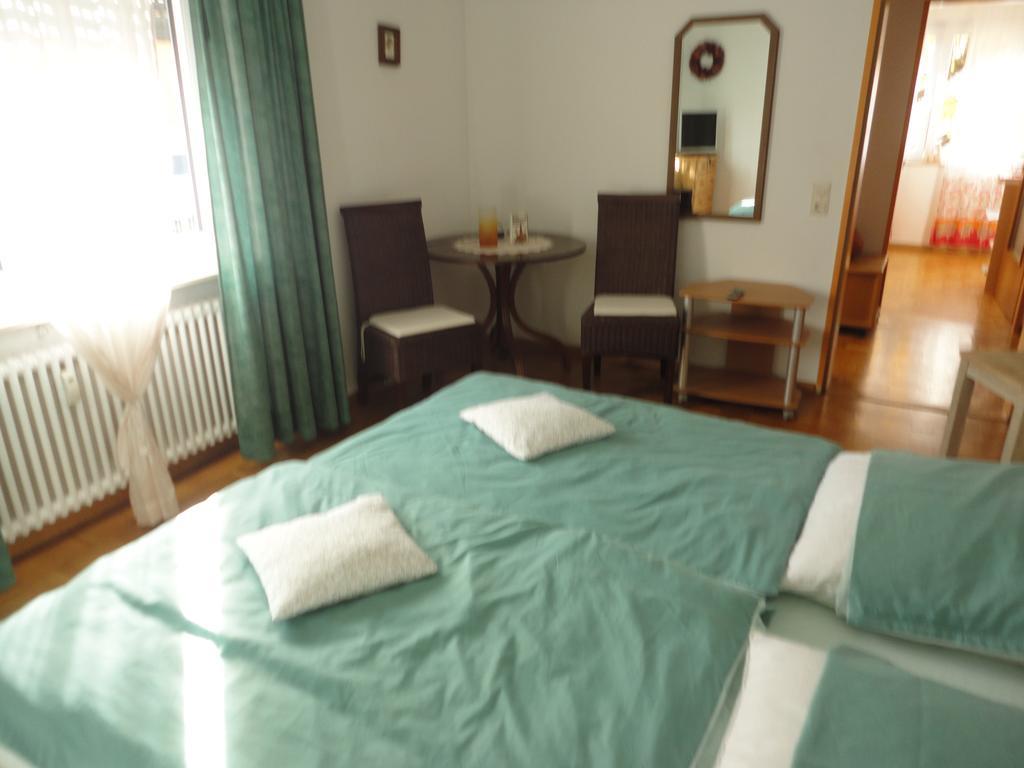 Ferienwohnung Toska Pfaffenweiler Habitación foto