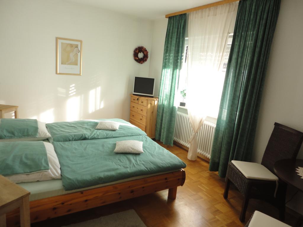 Ferienwohnung Toska Pfaffenweiler Habitación foto